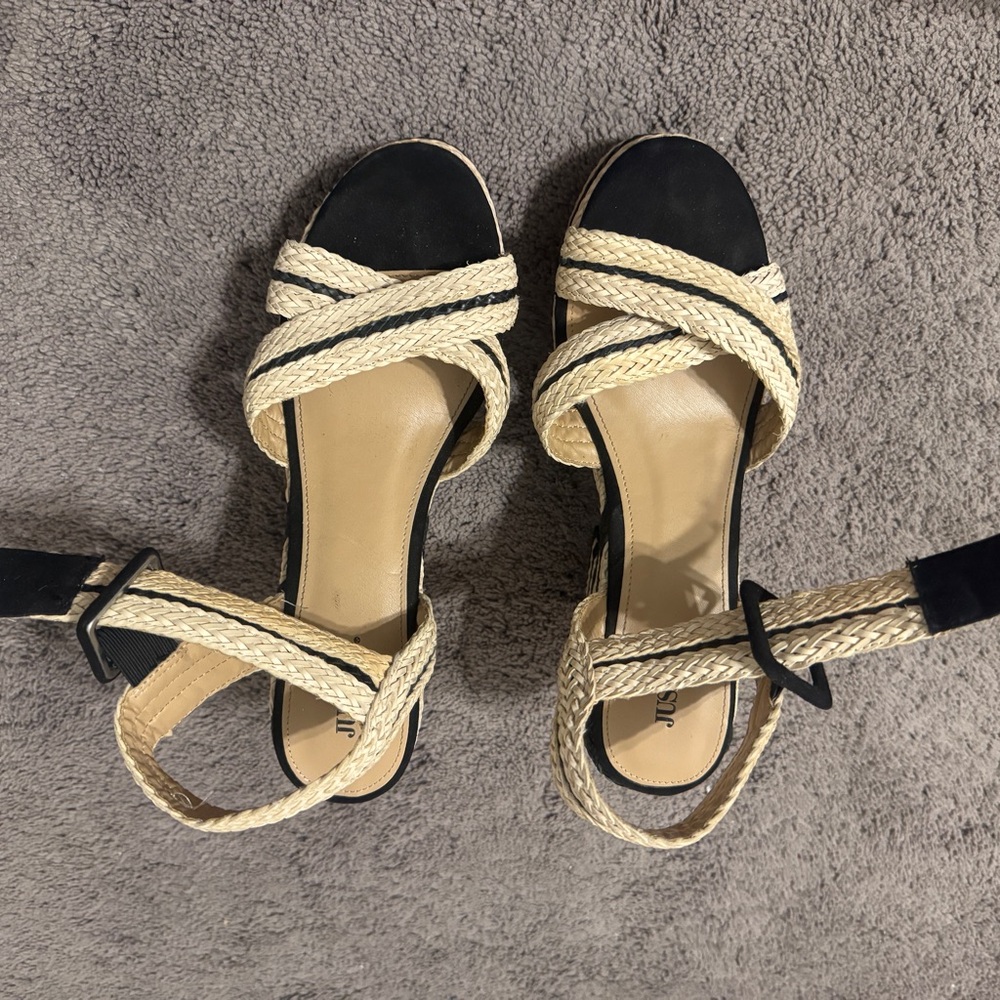 Elegant Black and Tan Women's Sandals